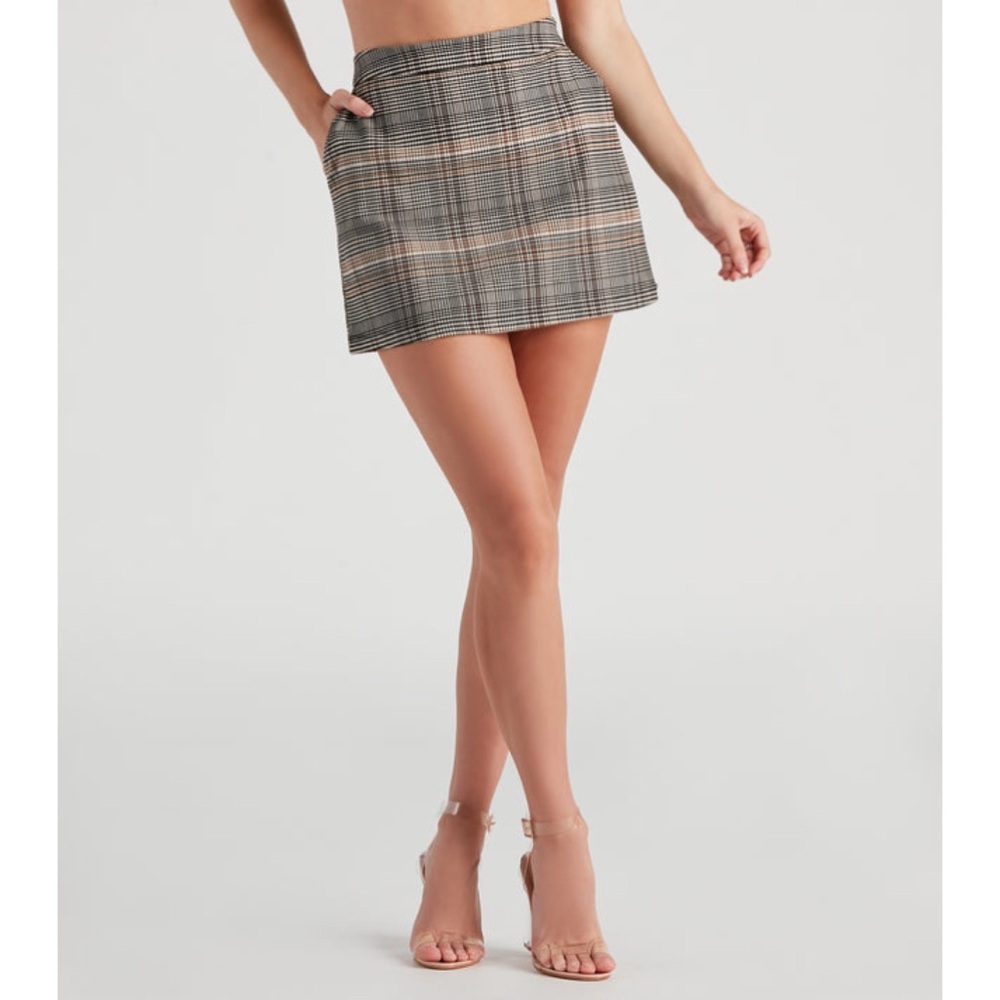 Express Grey Multicolored Plaid Preppy Feminine Business Casual Retro Mini Skirt